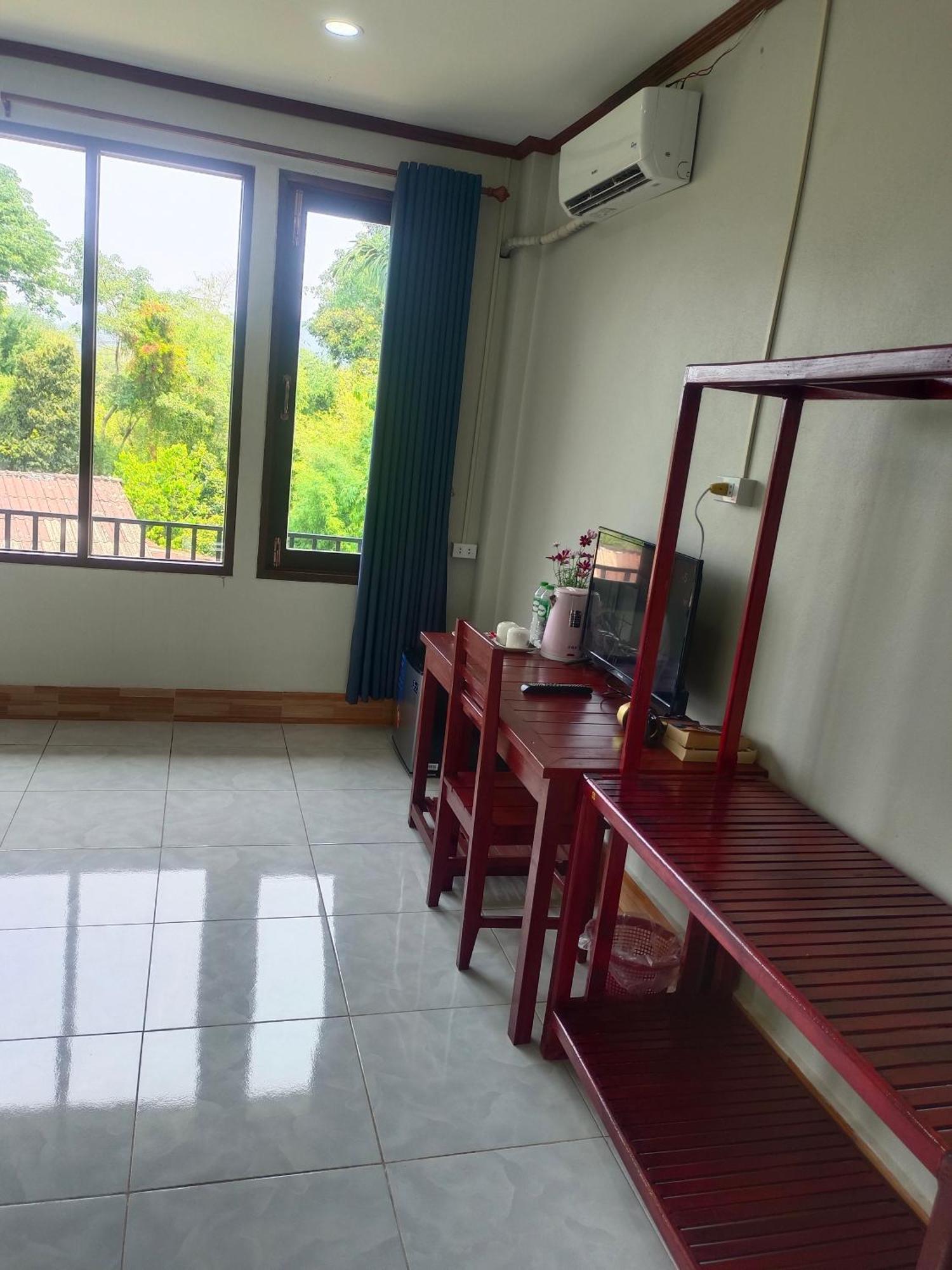 Vang Vieng Champa Hotel Extérieur photo