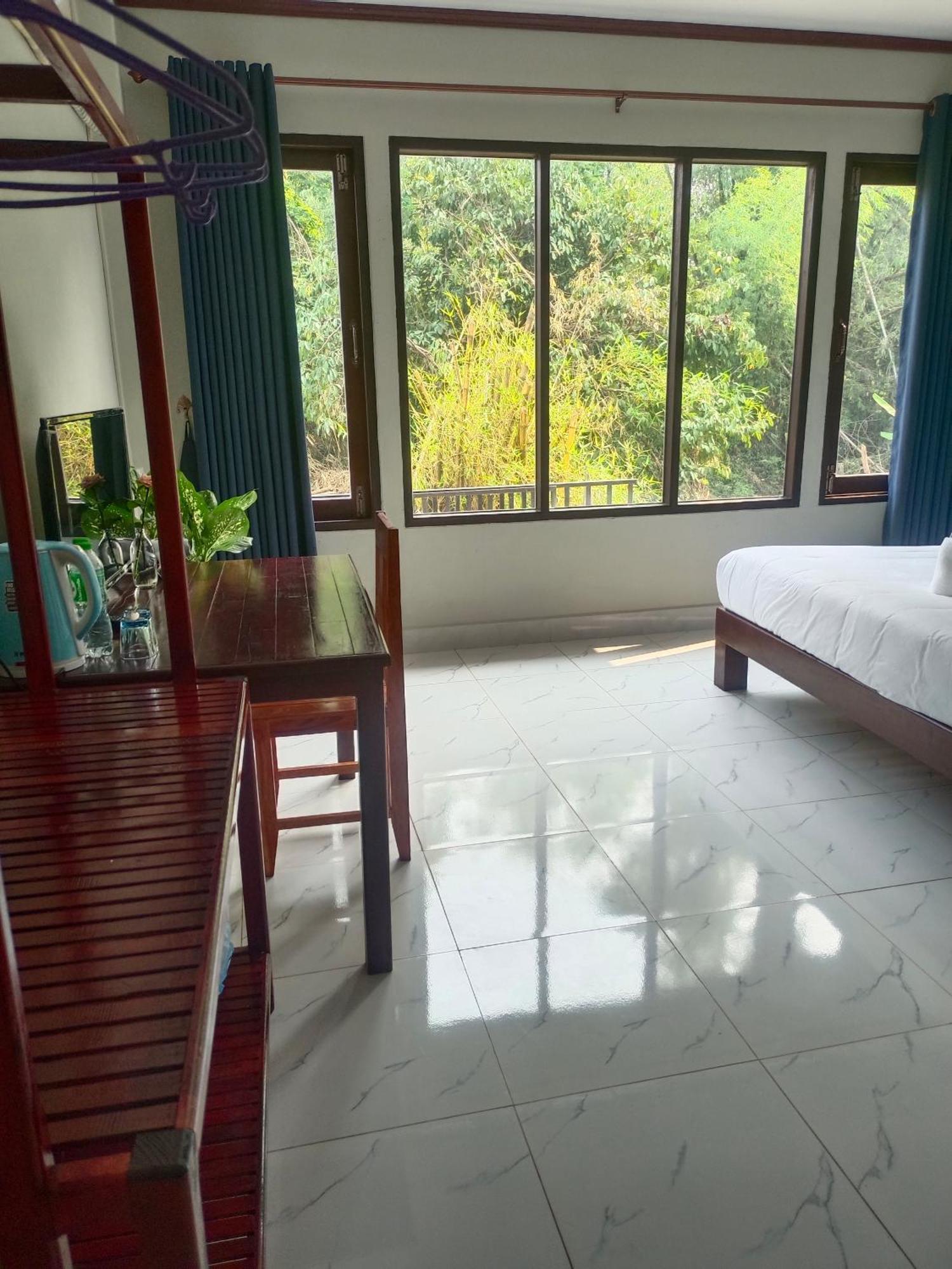 Vang Vieng Champa Hotel Extérieur photo
