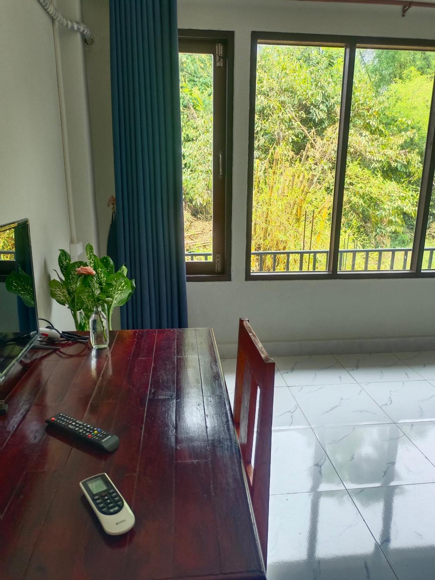 Vang Vieng Champa Hotel Extérieur photo