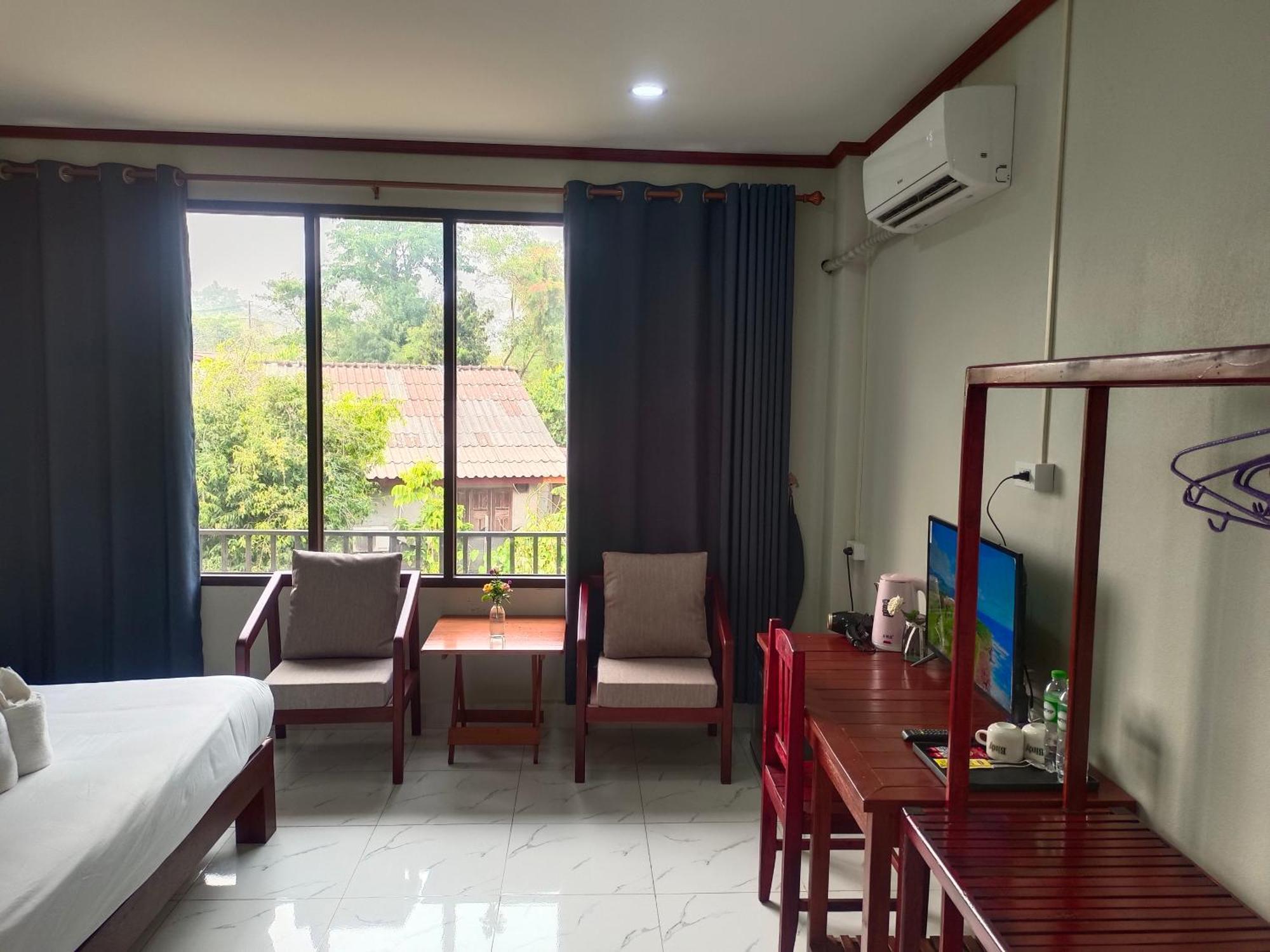 Vang Vieng Champa Hotel Extérieur photo