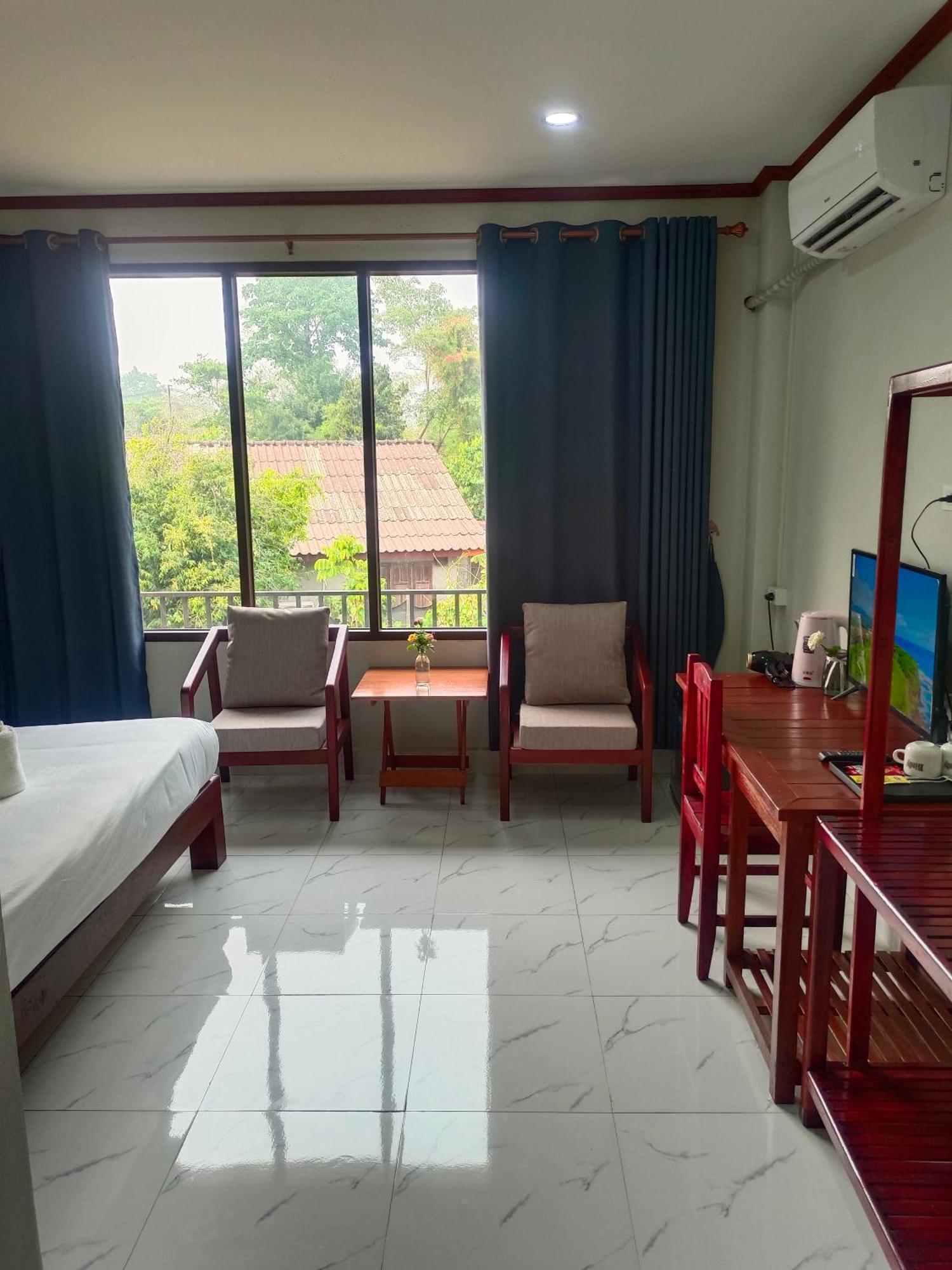 Vang Vieng Champa Hotel Extérieur photo
