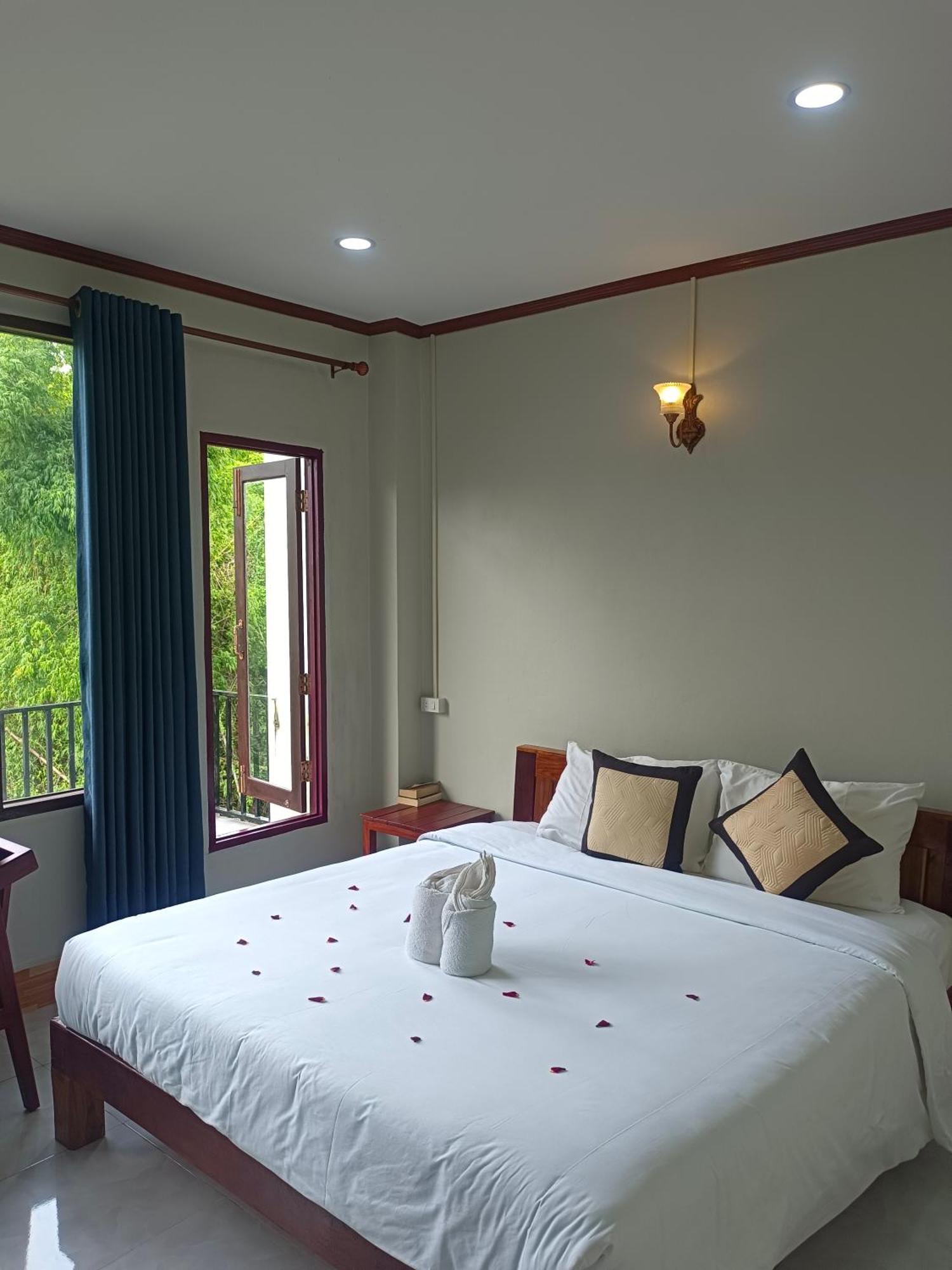 Vang Vieng Champa Hotel Extérieur photo